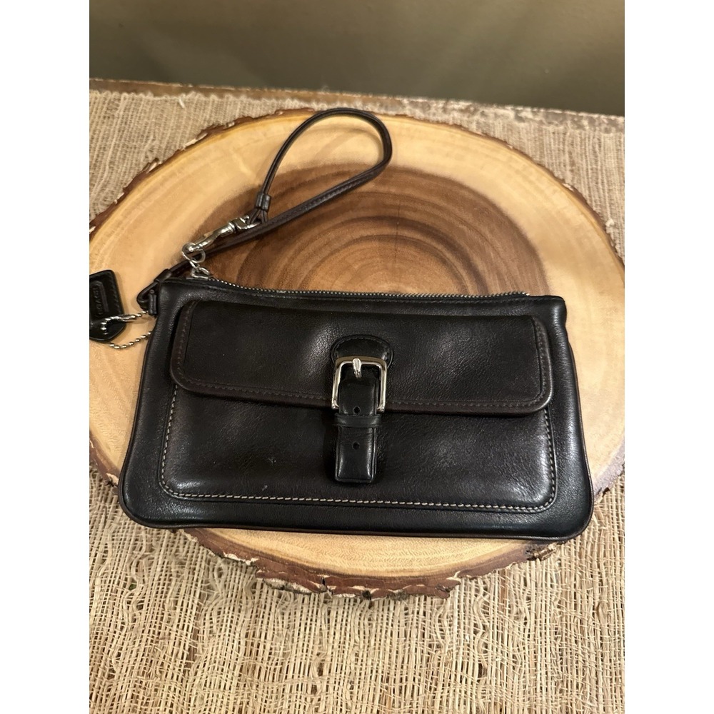 Vintage COACH Bleecker‎ Buckle Wristlet Black Soft Glove Leather Zip